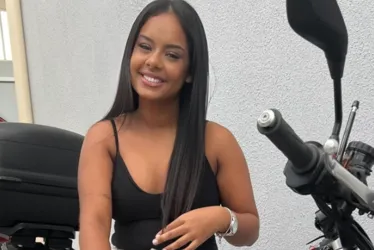
			
				Saiba quem é a jovem que desapareceu após ser arrastada por enxurrada
			
			