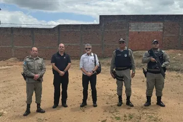 
			
				Secretaria de Segurança Pública e Polícia Militar reforçam policiamento ostensivo em Junqueiro
			
			