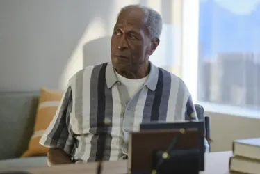 
			
				Suits: LA | Confira a primeira imagem de John Amos em seu papel final no piloto da série da NBC
			
			