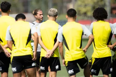 
			
				Técnico interino do Flamengo, Filipe Luís recusou Seleção para treinar base do rubro-negro
			
			
