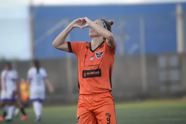 
			
				UDA é líder e favorita ao título do Alagoano Feminino
			
			