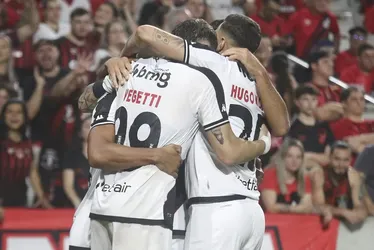 
			
				Vasco elimina o Athletico-PR nos pênaltis e avança às semifinais da Copa do Brasil
			
			