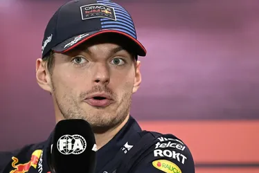 
			
				Verstappen diz que ‘próximo passo será o último’ em meio a papo sobre saída da F1
			
			