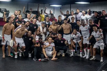 
			
				Vitória provoca Athletico-PR após triunfo fora de casa: “Xô, Satanás”
			
			
