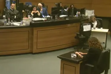 
			
				Viúva de Marielle em tribunal: “Crimes como esses não podem existir”
			
			