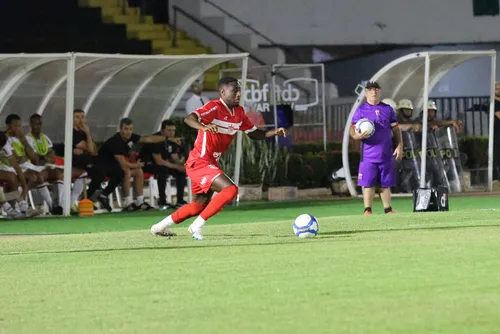 
				CRB empata com Botafogo-SP e completa 13 jogos sem vencer na Série B
			
			