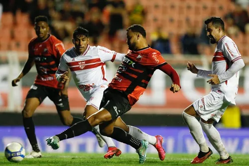 
				CRB vence o Ituano, de virada, e segue vivo na luta contra o rebaixamento: 2 a 1
			
			