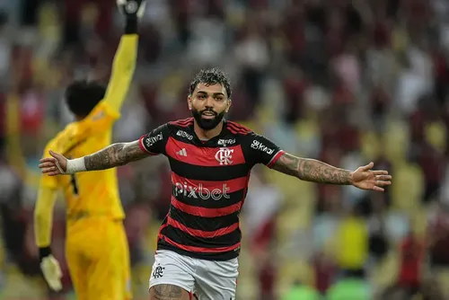 
				Landim muda tom e admite reavaliação em caso de renovação com Gabigol no Flamengo
			
			