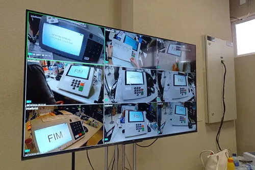 
				TRE/AL realiza teste de integridade das urnas eletrônicas em Maceió
			
			