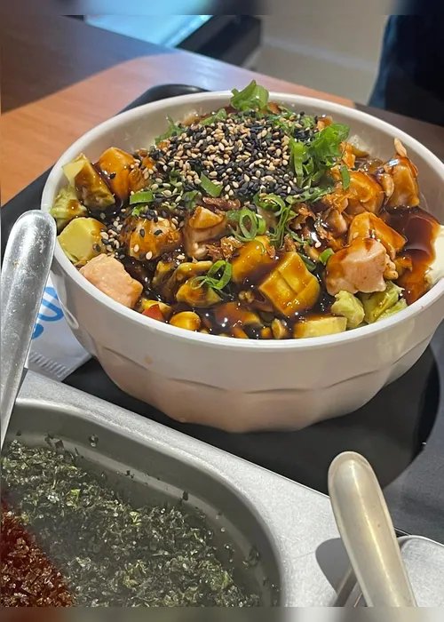 
			
				Gastronomia genuinamente praiana: o sabor do Sun Poke
			
			
