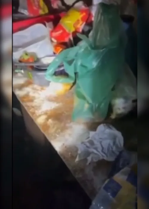 
				Lixo, falta de higiene e fezes no chão: veja como era barraco onde crianças foram abandonadas pela mãe
			
			