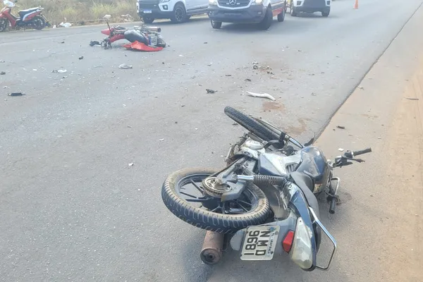 
				
					Colisão entre duas motocicletas deixa um morto em Arapiraca
				
				