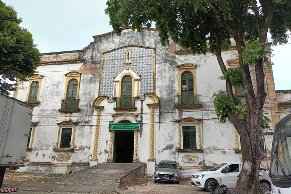 
				
					Falta de estrutura ameaça futuro do Museu de História Natural de AL
				
				