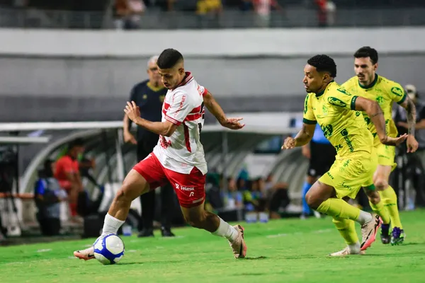 
				
					No Rei Pelé, CRB sofre o gol no final e perde para o Mirassol: 1 a 0
				
				