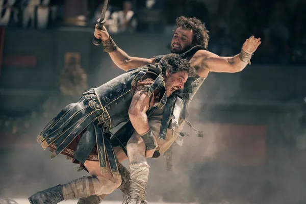 
				
					Preparação física de 'Gladiador II' é destaque em novo vídeo de bastidores; veja vídeo
				
				