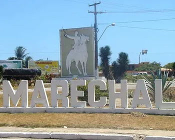 Chuvas diminuem e famílias retornam para casa em Marechal Deodoro