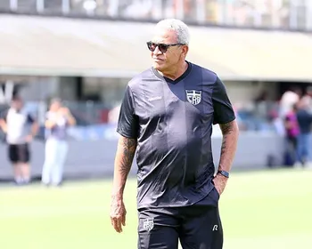 Hélio enaltece coragem do elenco e revela se fica no CRB em 2025