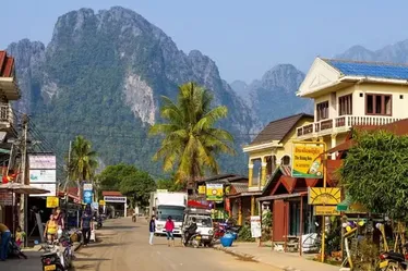 
			
				A cidade do Laos famosa pelas festas em que turistas morreram envenenados
			
			