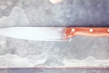 
			
				Adolescente de 13 anos é suspeito de esfaquear o pai
			
			