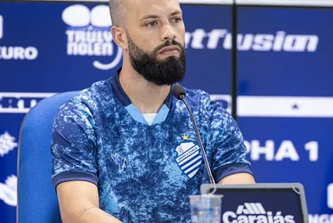
			
				Após temporada com lesão, Álvaro garante estar bem e que vai dar o melhor de si no CSA
			
			