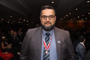 
				Barroso lidera uso de jatinhos da FAB: 65 vezes desde janeiro
			
			
