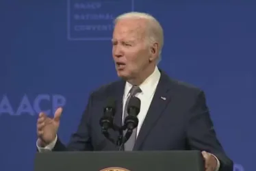 
			
				Biden visita Manaus e anuncia recursos para proteção da Floresta Amazônica
			
			