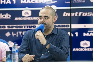 
			
				CSA marca dois amistosos e diretoria garante mais duas contratações
			
			