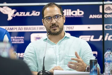 
			
				CSA marca dois amistosos e diretoria garante mais duas contratações
			
			