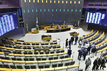 
			
				Deputados já têm R$24 milhões em ressarcimentos
			
			