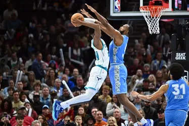 
			
				Cavaliers se tornam o 4º time da história a começar a temporada com 15 vitórias seguidas
			
			