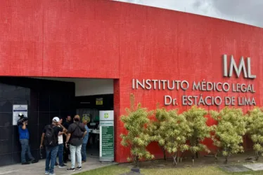 
			
				Suspeito de ter desavença com facção é executado a tiros na Cidade Universitária
			
			