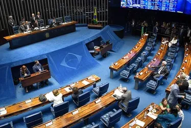 
			
				Edinho Silva ameaça lugar de Paulo Pimenta na Secom
			
			
