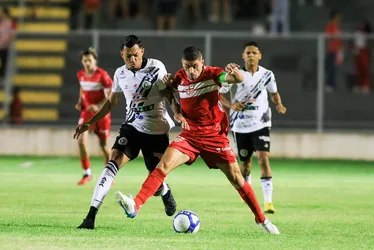 

				Em sua estreia no Alagoano, CRB fica no empate com o ASA, no Coaracy da Mata Fonseca: 0x0

			