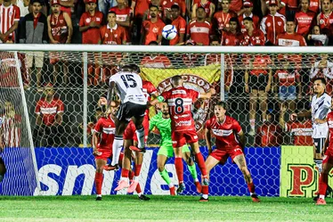 
			
				Em sua estreia no Alagoano, CRB fica no empate com o ASA, no Coaracy da Mata Fonseca: 0x0
			
			