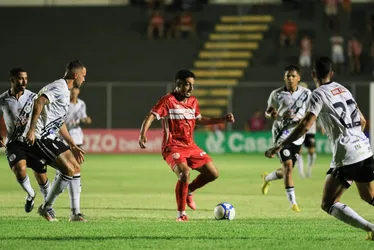 

				Em sua estreia no Alagoano, CRB fica no empate com o ASA, no Coaracy da Mata Fonseca: 0x0

			