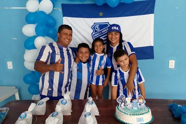
			
				Escolinha do goleiro Mota fará homenagem a garoto que morreu vítima de explosão
			
			