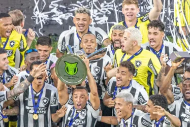
			
				Fim da seca! Botafogo conquista Campeonato Brasileiro após 29 anos
			
			