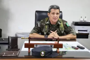 
			
				General golpista vibrou após quebra-quebra na PF: “Pau tá comendo”
			
			