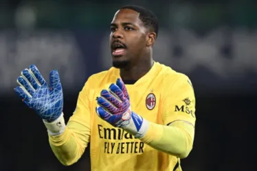 
			
				Goleiro do Milan, Maignan acusa torcida de time italiano de racismo
			
			