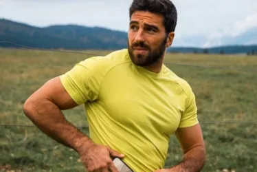 
				Grazi Massafera vive affair com modelo italiano
			
			