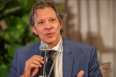 
			
				Haddad se encontra com Lira para apresentar medidas de revisão de gastos
			
			