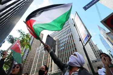 
				Hamas se diz pronto para paz após cessar-fogo de Israel e Hezbollah
			
			