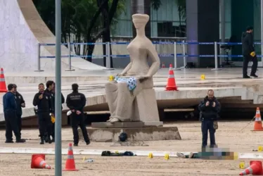 
			
				Imprensa internacional repercute explosões na Praça dos Três Poderes
			
			