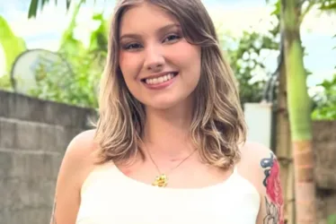 
			
				Isabel Veloso revela como está após o parto de Arthur: “Bastante dor”
			
			