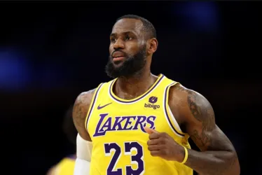 
			
				LeBron James pode se aposentar ao fim da próxima temporada
			
			