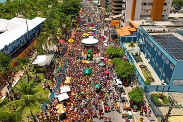 <br /> <br />Clima de prévias carnavalescas toma conta das cidades de Alagoas<br /><br />