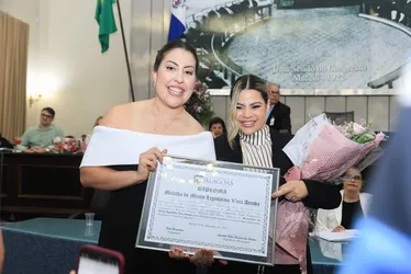 
			
				Luiza Trajano recebe Título de Cidadã Honorária de Alagoas
			
			
