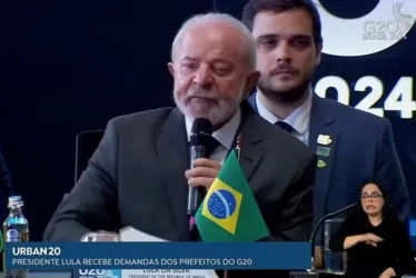 
			
				Lula diz que cidades têm papel a cumprir contra mudanças climáticas
			
			