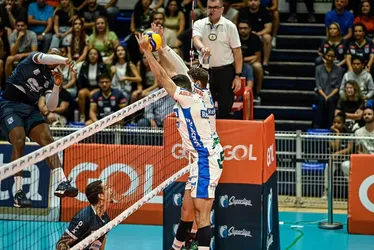 
			
				Minas vence o Campinas em duelo direto e pula para vice-liderança da Superliga masculina
			
			