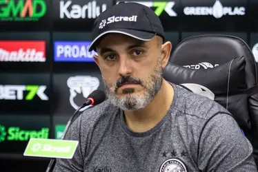 
			
				Movimentações no Mercado da Bola: Técnicos e Reformulações de Elenco em Destaque
			
			